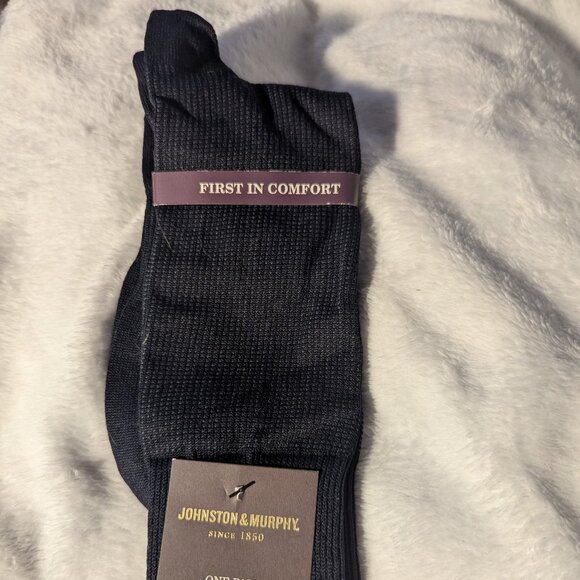 Johnson & Murphy First In Comfort Classic Pin Dot Men's Socks Navy - Picture 1 of 2